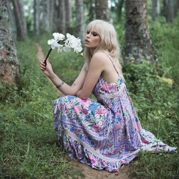 💜FEELER POST💜Spell Lavender Babushka Strappy - Picture 2 of 2